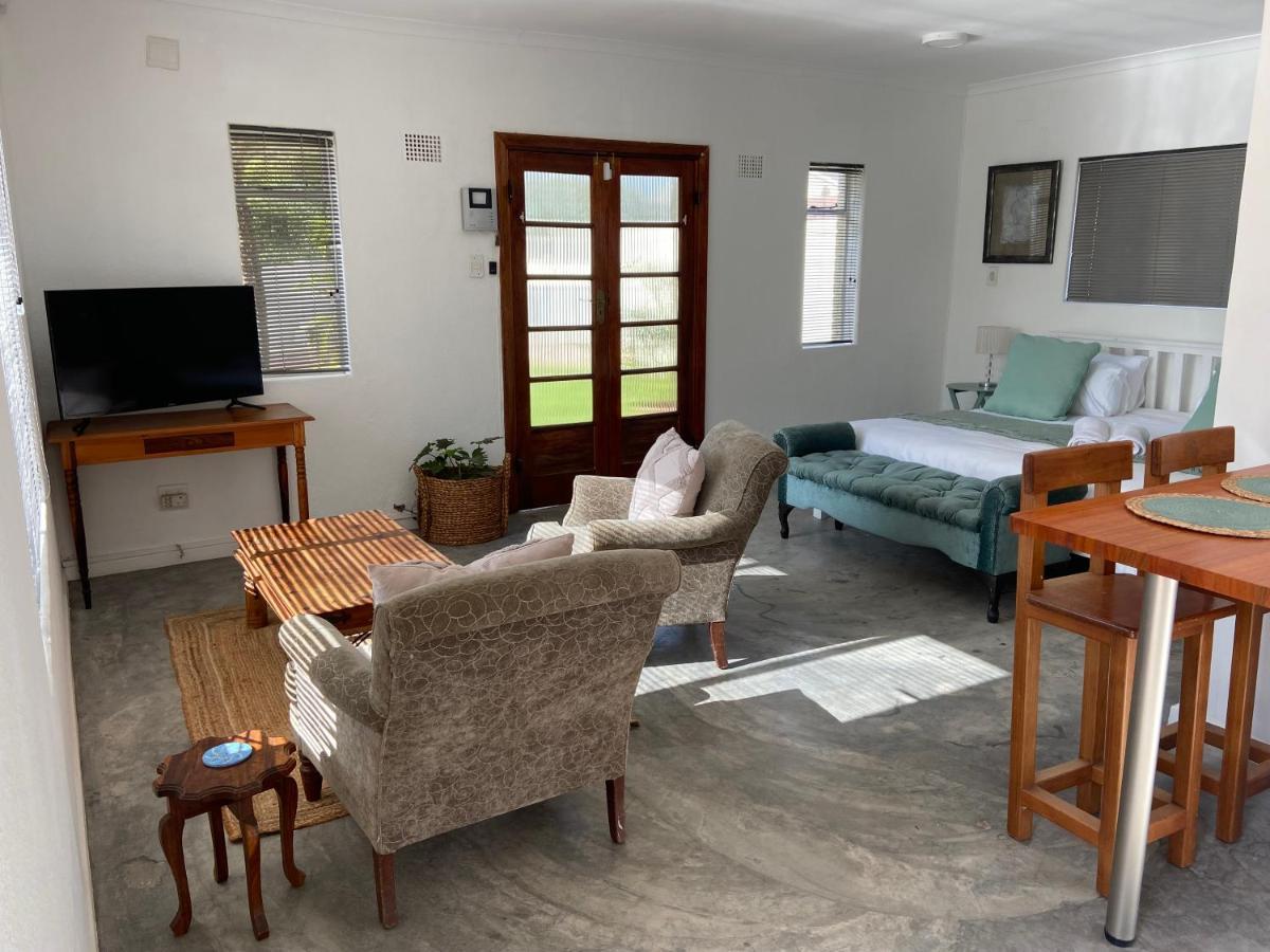 Appartamento 4 On Belmont Avenue Somerset West Esterno foto